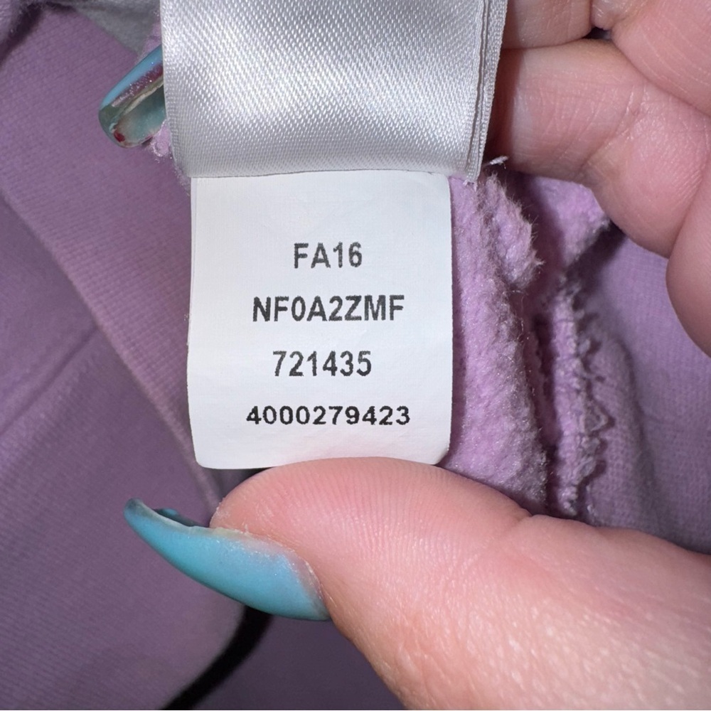 THE NORTH FACE Trivert Patch Pullover Hoodie TNF … - image 10